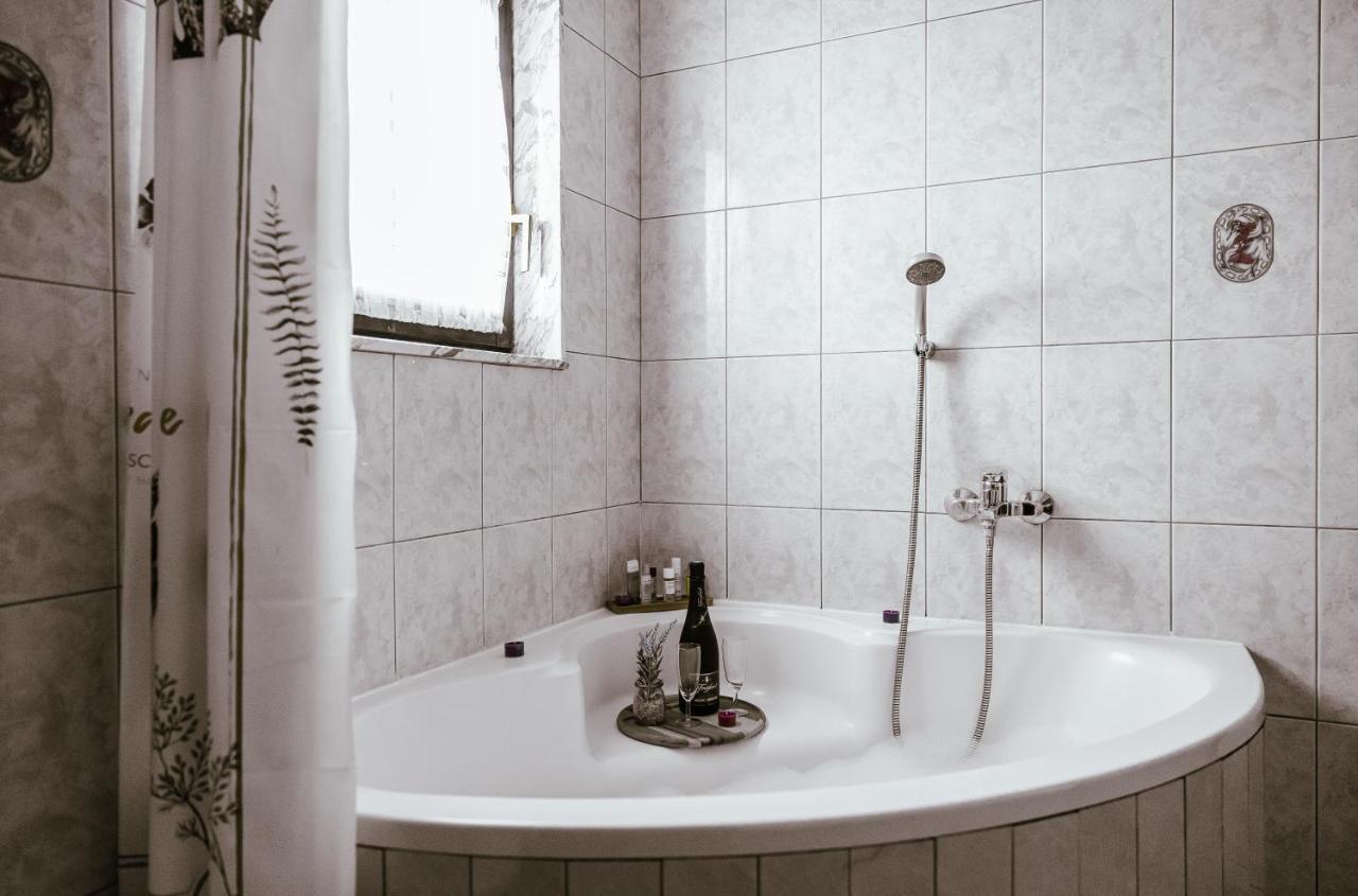 Lika Story Apartment โยซิปโดล ภายนอก รูปภาพ